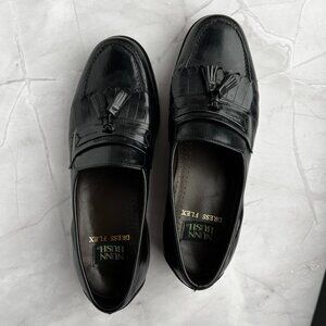 Leather Nunn Bush Dress Shoes - size 9 M